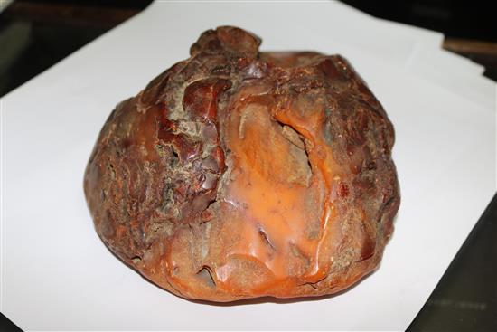 A large piece of raw amber, approx. 7in by 7in by 3in. 1084grams